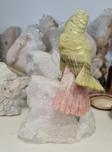 Load image into Gallery viewer, Gemstone Carved Parrot