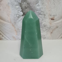 Load image into Gallery viewer, Green Quartz Tower