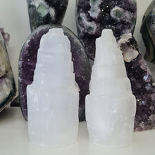 Load image into Gallery viewer, Selenite Tower - 10 cm