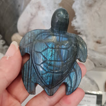Load image into Gallery viewer, Labradorite Turtle