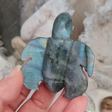 Load image into Gallery viewer, Labradorite Turtle