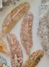Load image into Gallery viewer, Flower Agate Feather