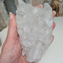 Load image into Gallery viewer, Quartz Cluster