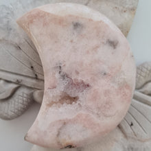 Load image into Gallery viewer, Pink Amethyst Moon