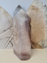 Load image into Gallery viewer, Druzy Agate Tower