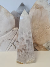 Load image into Gallery viewer, Druzy Agate Obelisk