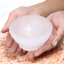 Load image into Gallery viewer, Selenite Bowl