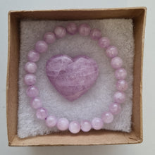 Load image into Gallery viewer, Kunzite Bracelet and Heart Boxset
