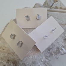 Load image into Gallery viewer, Moonstone Stud Ear-ring - Oval
