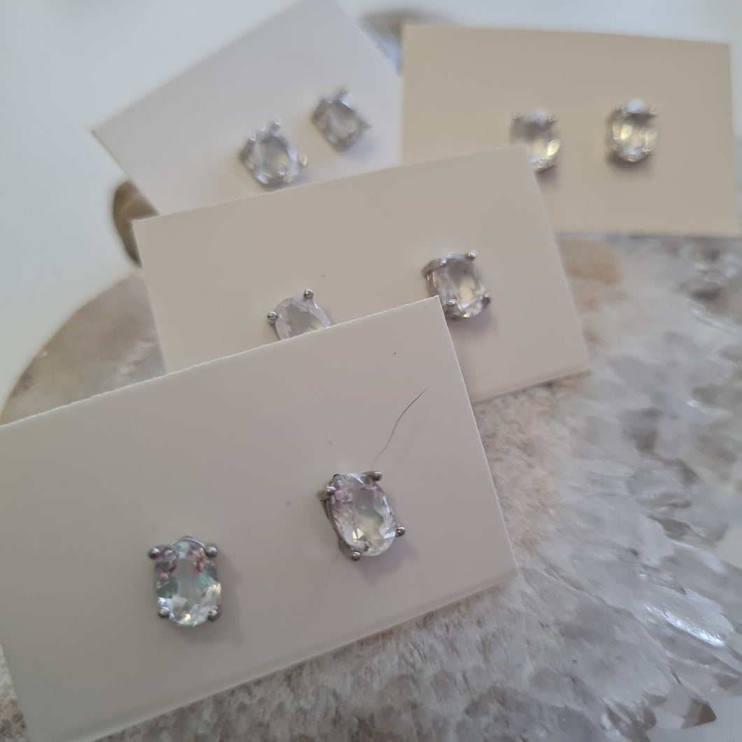 Clear Quartz Stud Ear-ring