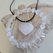 Load image into Gallery viewer, Selenite Bracelet and Heart Necklace Boxset
