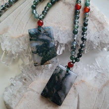 Load image into Gallery viewer, Moss Agate Bead Necklace
