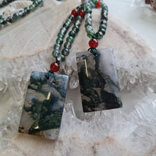 Load image into Gallery viewer, Moss Agate Bead Necklace

