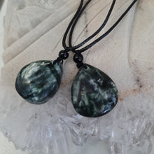 Load image into Gallery viewer, Seraphinite Necklace
