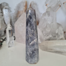 Load image into Gallery viewer, Purple Chalcedony Tower
