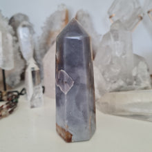 Load image into Gallery viewer, Purple Chalcedony Tower
