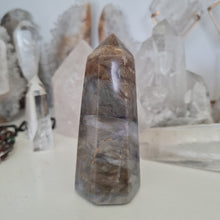 Load image into Gallery viewer, Purple Chalcedony Tower

