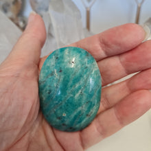 Load image into Gallery viewer, Amazonite and Smoky Quartz Palmstone
