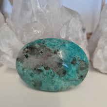 Load image into Gallery viewer, Amazonite and Smoky Quartz Palmstone
