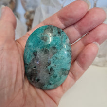Load image into Gallery viewer, Amazonite and Smoky Quartz Palmstone
