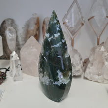 Load image into Gallery viewer, Moss Agate Flame
