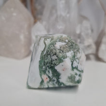 Load image into Gallery viewer, Moss Agate Faceted Diamond
