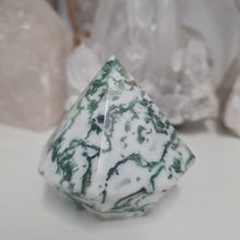 Load image into Gallery viewer, Moss Agate Faceted Diamond
