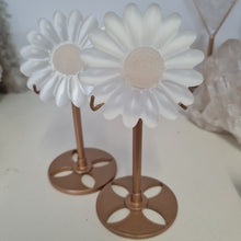 Load image into Gallery viewer, Selenite Daisies on Stand
