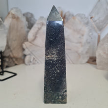 Load image into Gallery viewer, Grape Agate Tower
