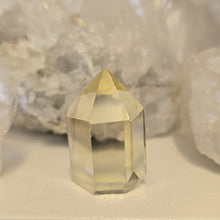 Load image into Gallery viewer, Citrine Point
