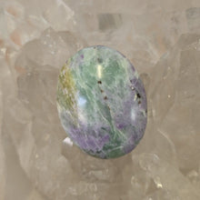 Load image into Gallery viewer, Serpentine Fluorite &#39;Bolivianite&#39; Palmstone - A Grade
