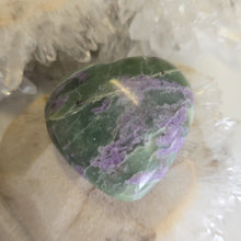 Load image into Gallery viewer, Serpentine Fluorite &#39;Bolivianite&#39; Heart - A Grade
