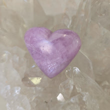 Load image into Gallery viewer, Kunzite Heart
