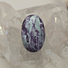 Load image into Gallery viewer, Kammererite Palmstone
