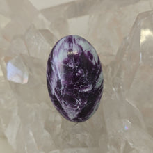 Load image into Gallery viewer, Kammererite Palmstone

