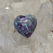 Load image into Gallery viewer, Kammererite Heart
