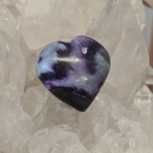 Load image into Gallery viewer, Kammererite Heart
