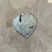 Load image into Gallery viewer, Kammererite Heart
