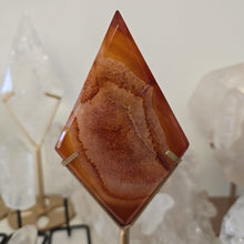 Load image into Gallery viewer, Carnelian Diamond with Stand
