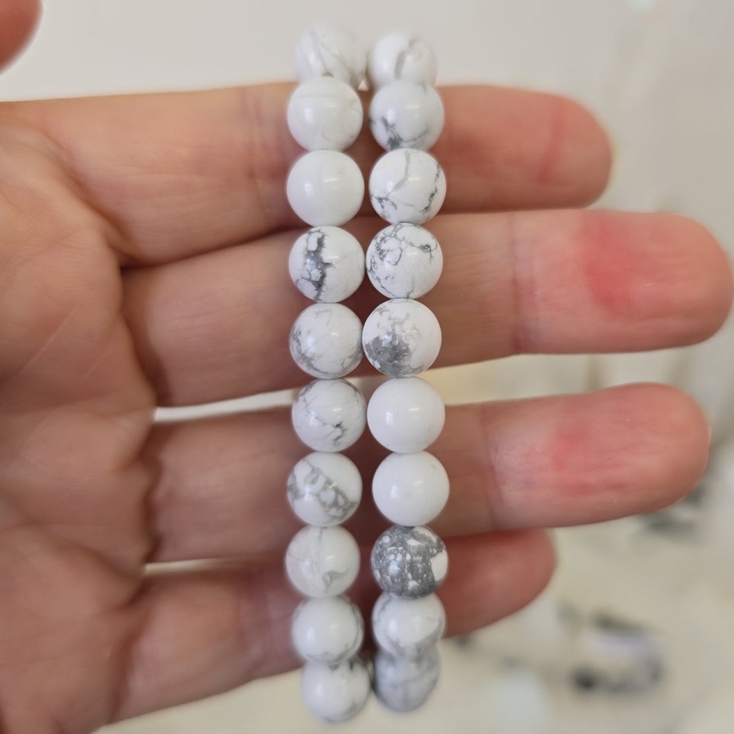 Howlite Bracelet - 8 mm
