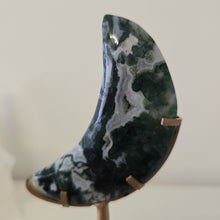 Load image into Gallery viewer, Moss Agate Moon with Stand
