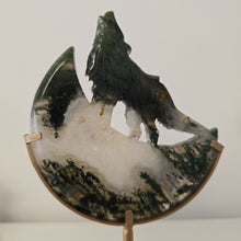 Load image into Gallery viewer, Moss Agate Moon Howling Wolf
