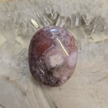 Load image into Gallery viewer, Flower Agate Palmstone
