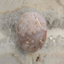 Load image into Gallery viewer, Flower Agate Palmstone
