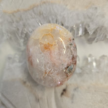 Load image into Gallery viewer, Flower Agate Palmstone
