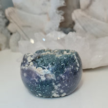 Load image into Gallery viewer, Grape Agate
