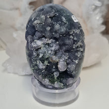 Load image into Gallery viewer, Grape Agate Egg
