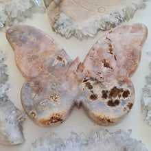 Load image into Gallery viewer, Pink Amethyst Butterfly
