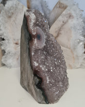 Load image into Gallery viewer, Amethyst with Stalactite Eyes Cutbase
