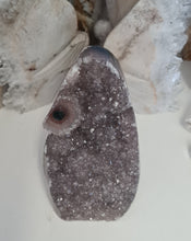 Load image into Gallery viewer, Amethyst with Stalactite Eyes Cutbase
